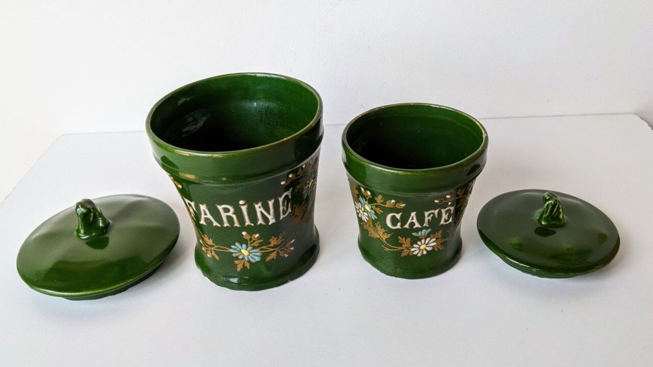 Spice pots enamelled floral decoration