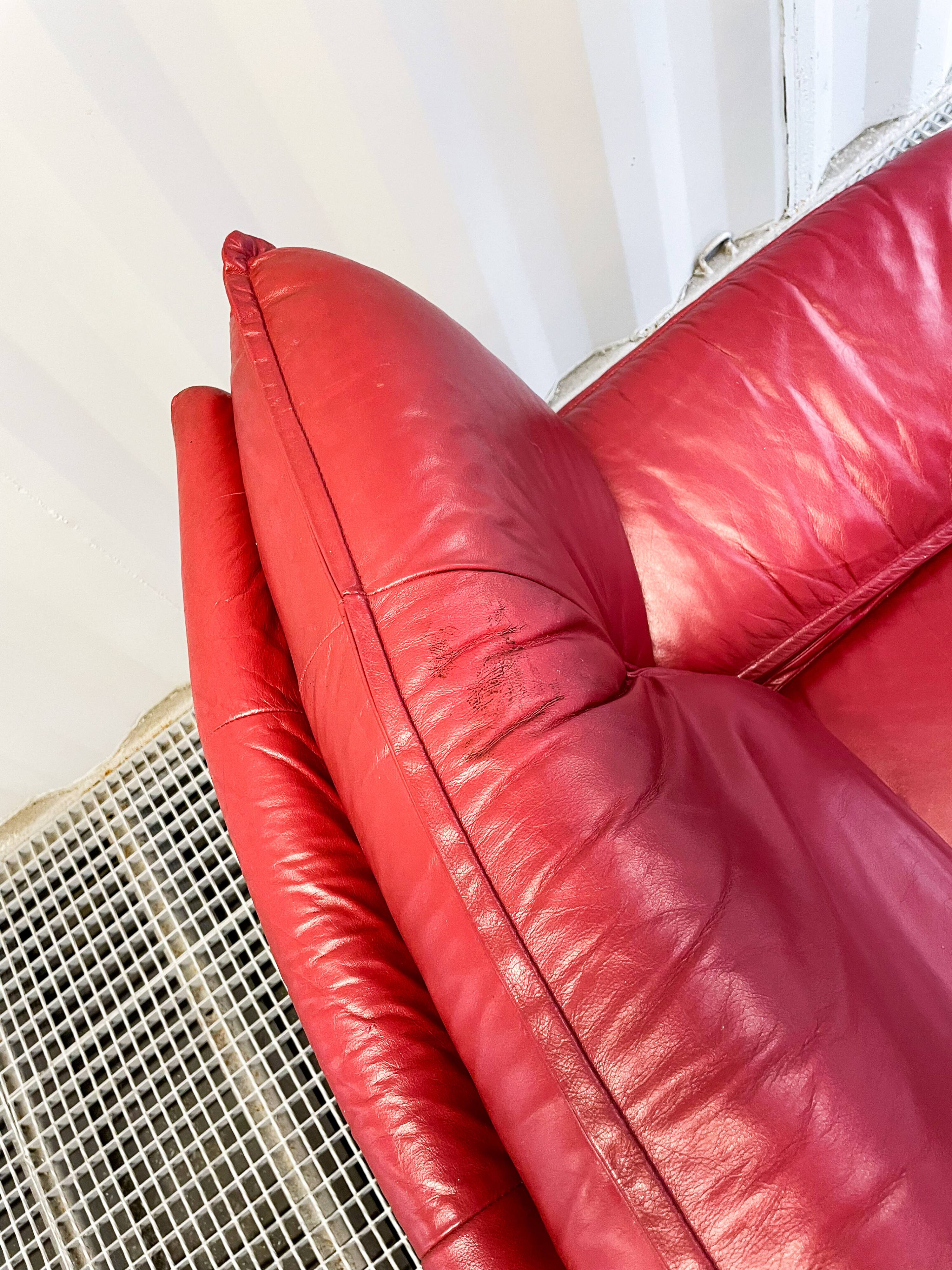 Nicoletti Salotti - 2-seater red leather sofa