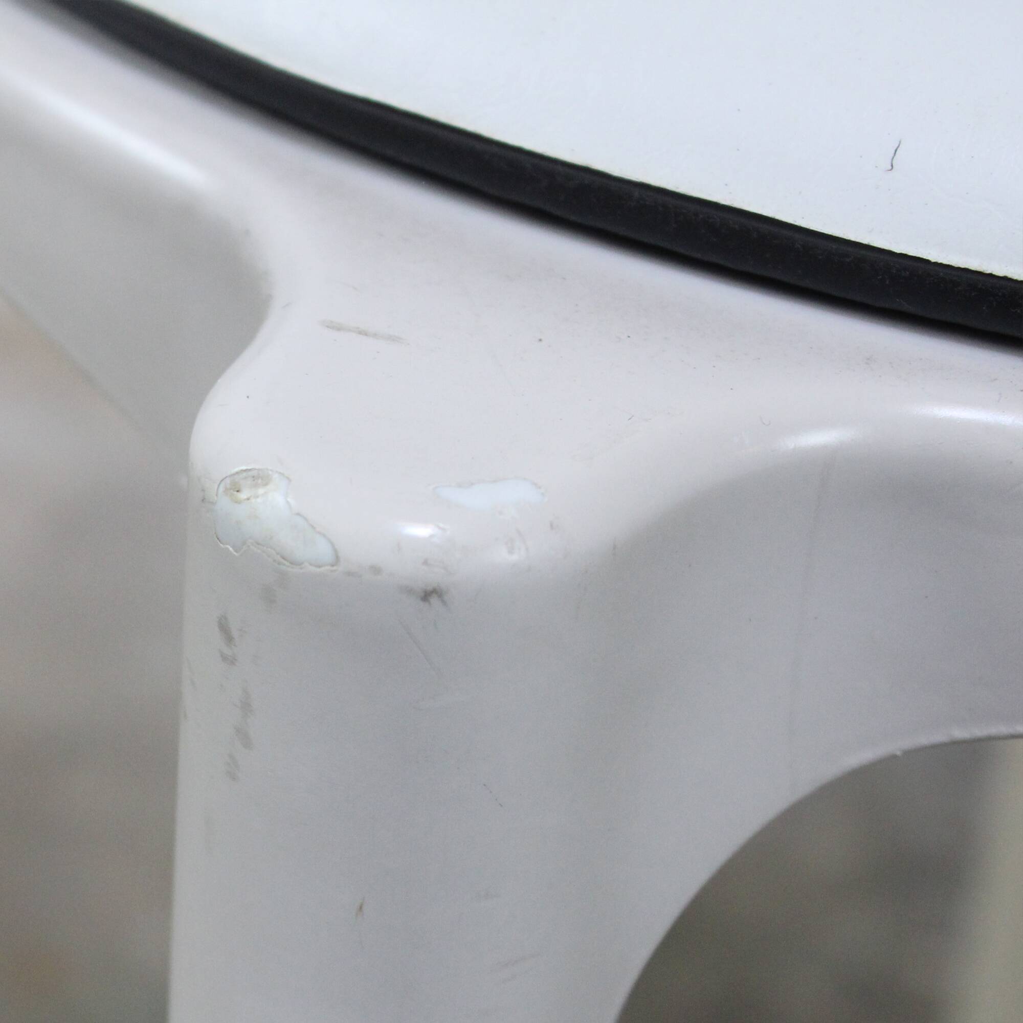 Paire de chaises Kartell par Anna CASTELLI FERRIERI