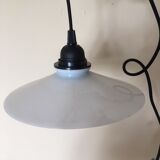 Pretty walking lamp abate opaline day