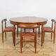 Table à manger en teck des années 50 et chaises par Hans Olsen pour Frem Røjle, Danemark, années 1960, ensemble de 5.