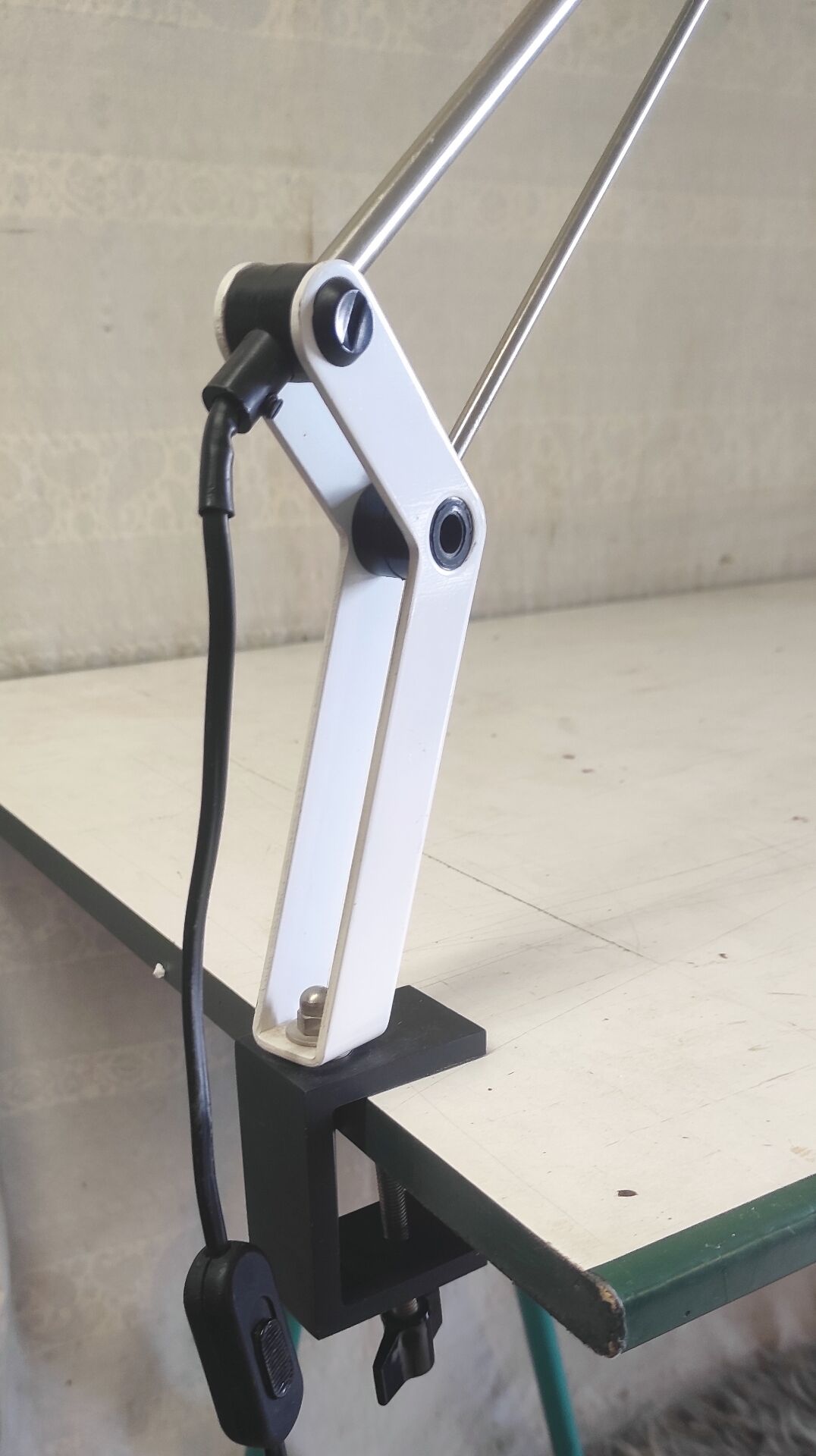 Lampe articulée type architecte en métal - années 80