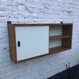 Shelf / display case