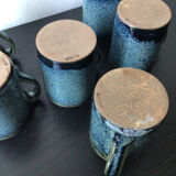 Ceramic cups