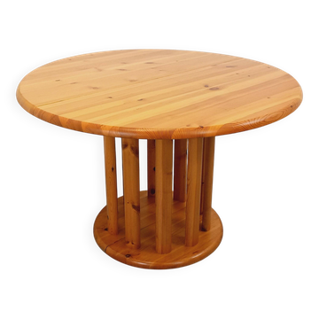 Table à manger ronde scandinave vintage style Rainer Daumiller en pin