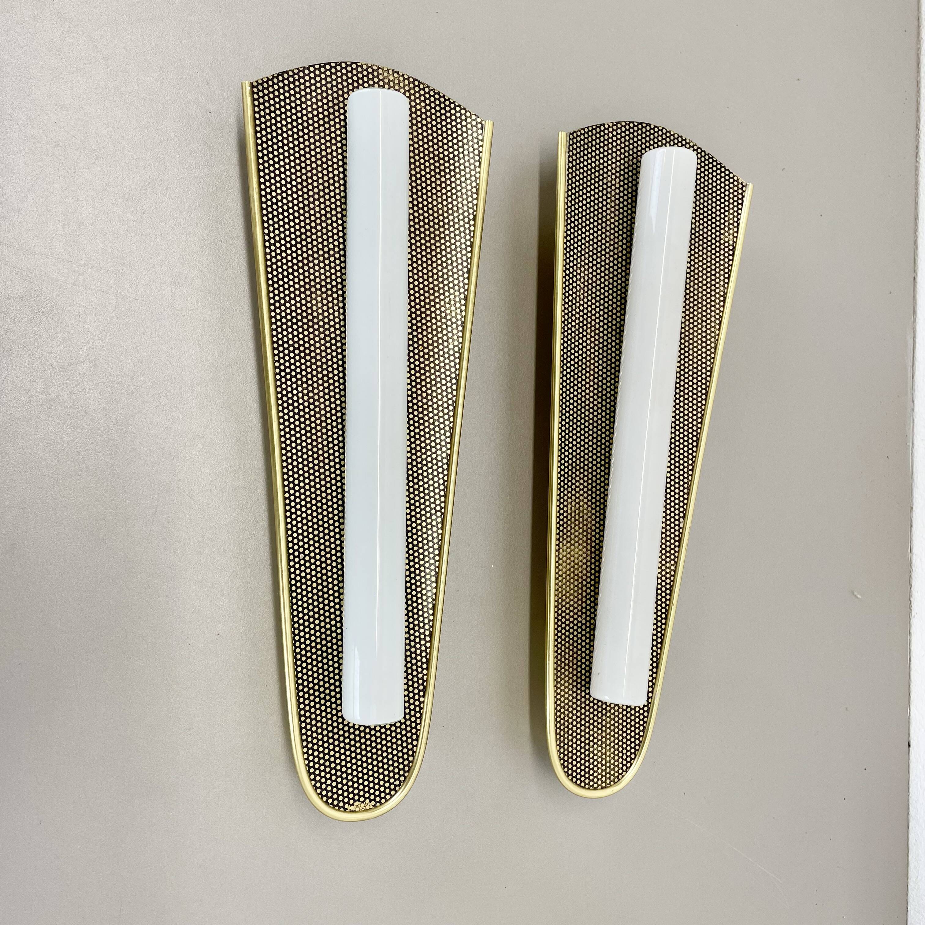Set of 2 Large 37 cm Honeycomb Theatre Wall Light Elements, Germany, 1950s