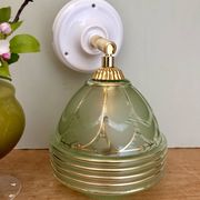 Vintage art deco tulip wall lamp in green and gold glass
