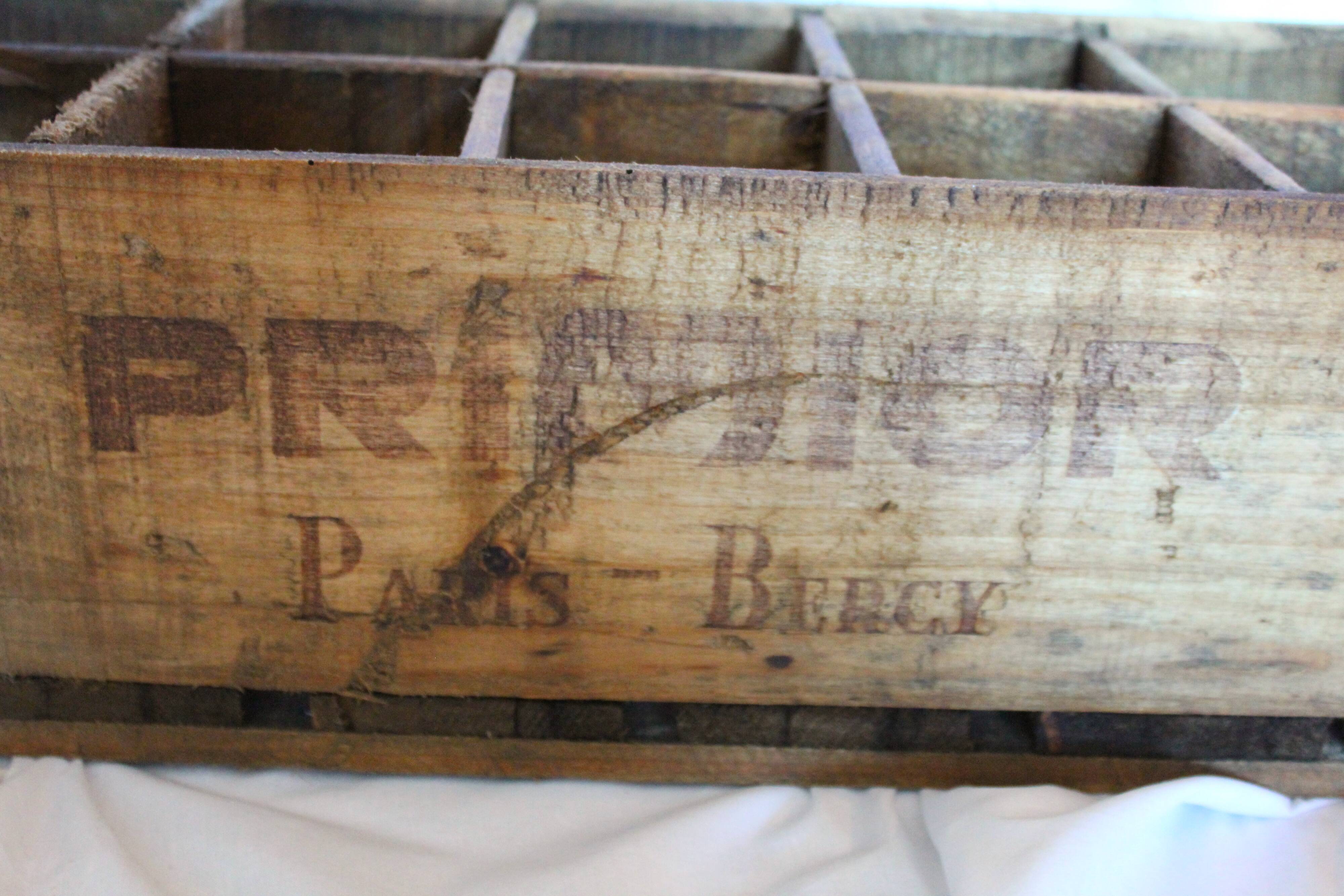 Case - bottle locker