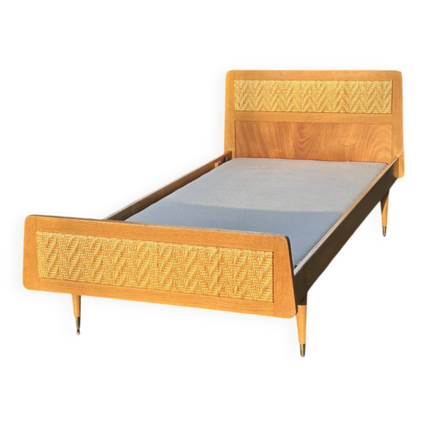 Lit une place vintage bois et cannage, pieds compas – sommier 80 × 190 cm