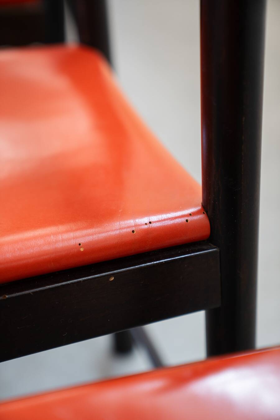 Table and 6 chairs mod. ibisco, 70's/80's