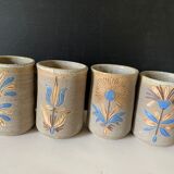 4 ceramic mugs