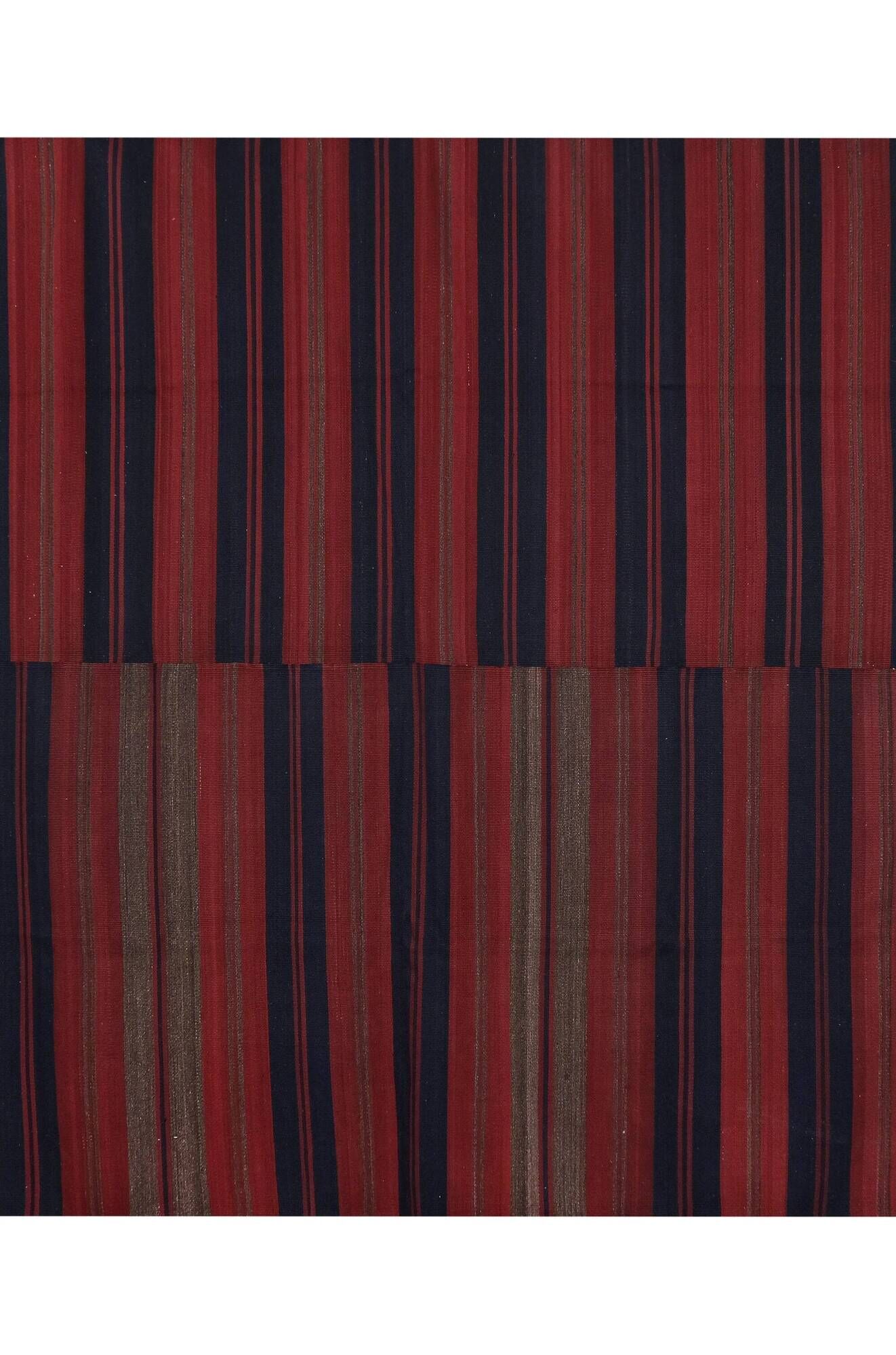 Vintage Turkish kilim, handwoven, 269x269 cm.