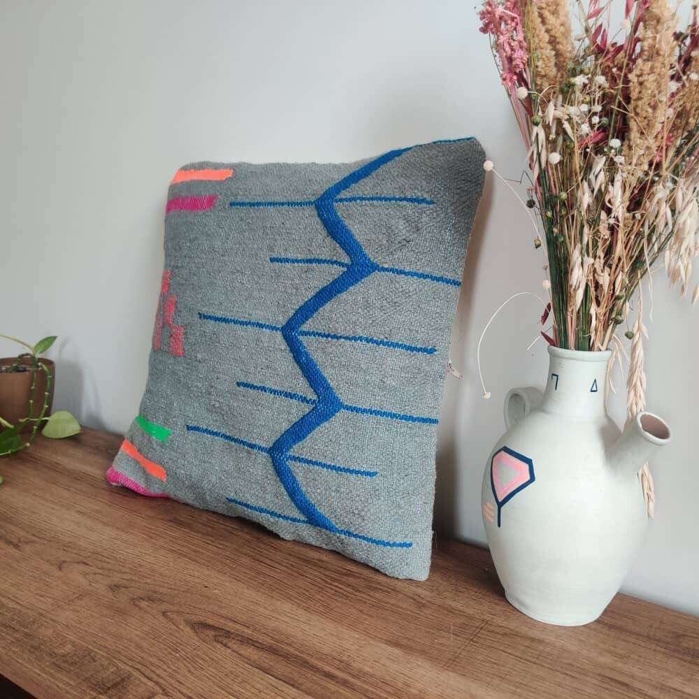 Coussin berbère tribal gris