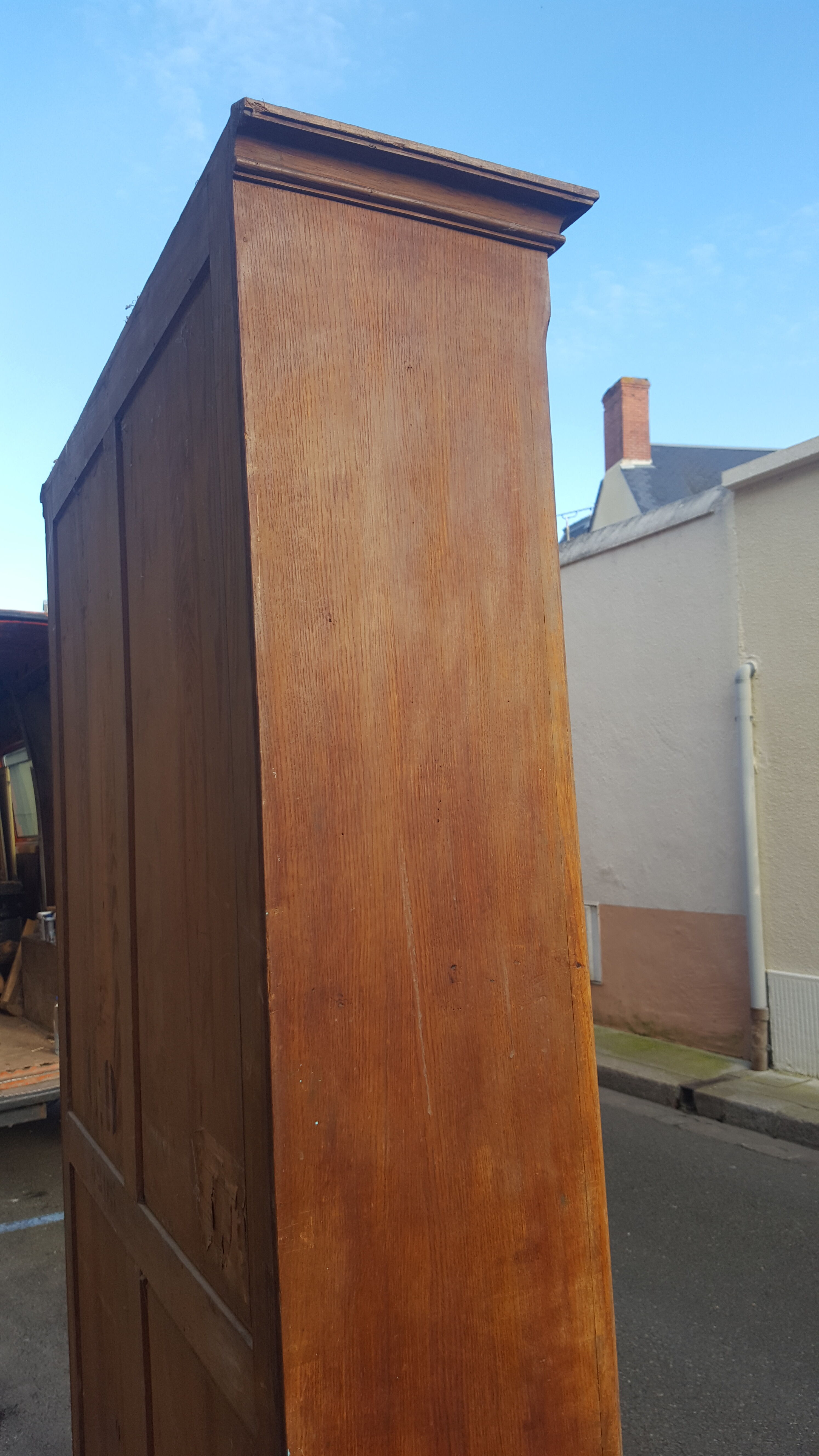 delagrave school furniture showcase library