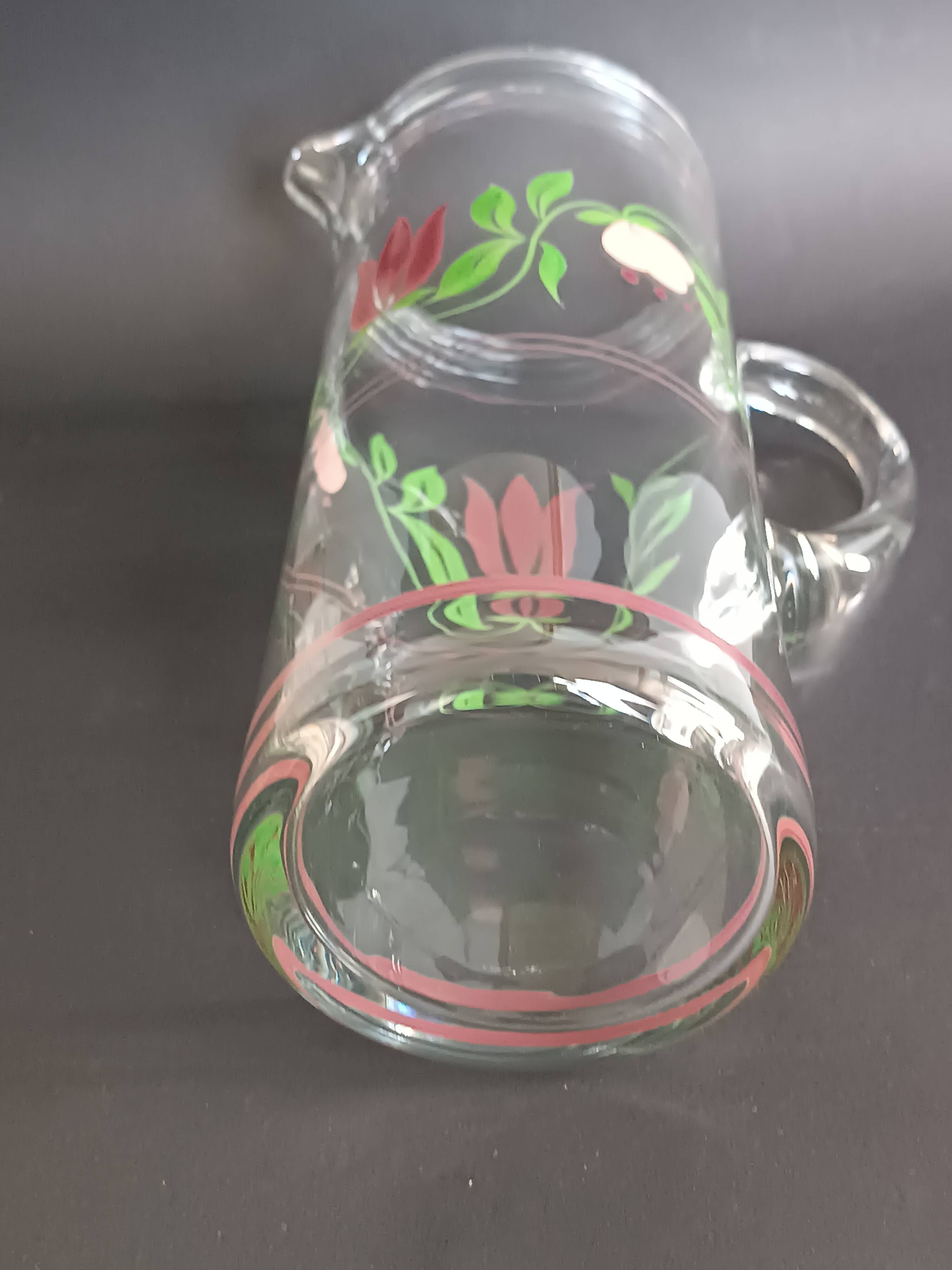 Carafe and four glasses in painted crystal, Hartzviller crystal factory, 1970