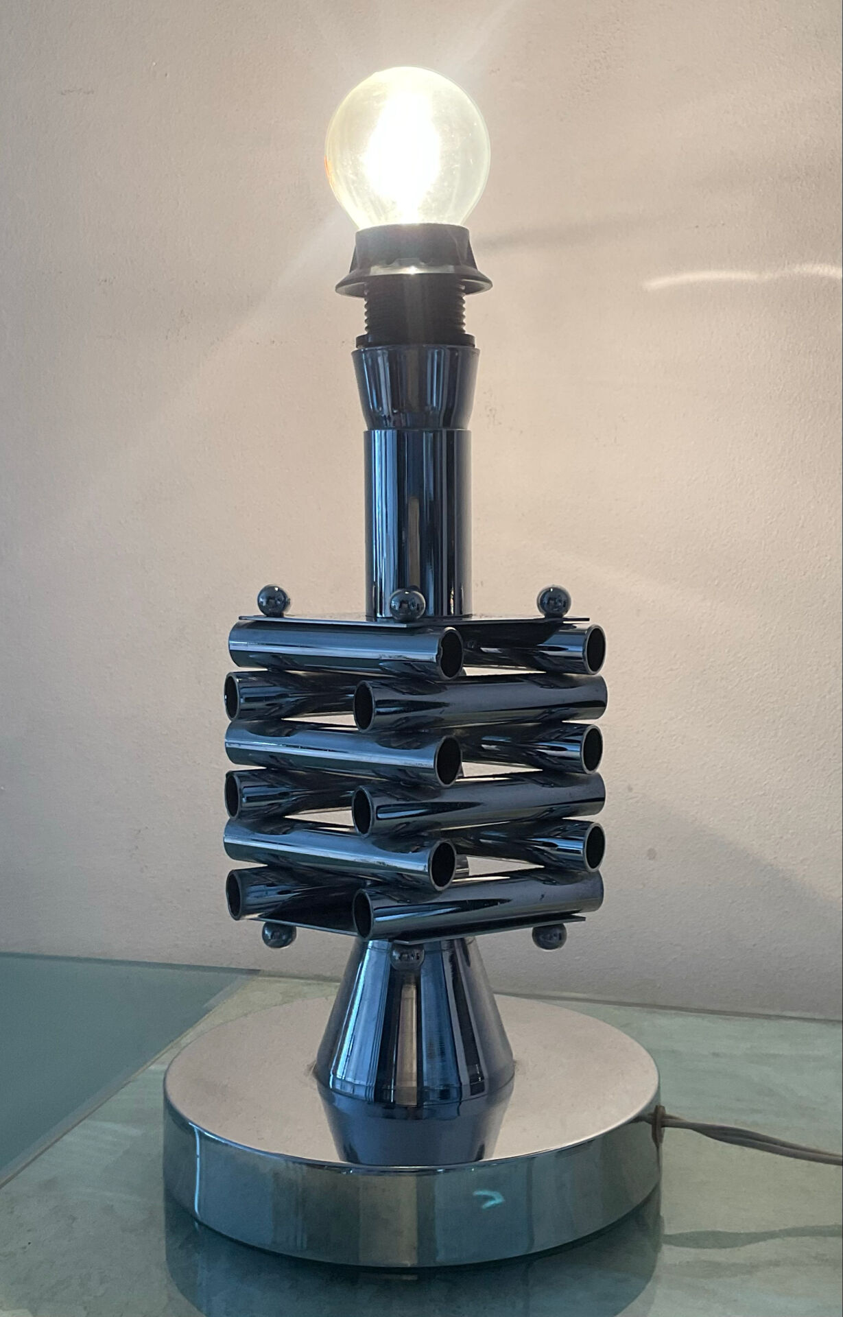 1970s Italian chrome metal lamp base