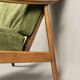 Fauteuil scandinave – revêtement vert, bois de hêtre, vintage