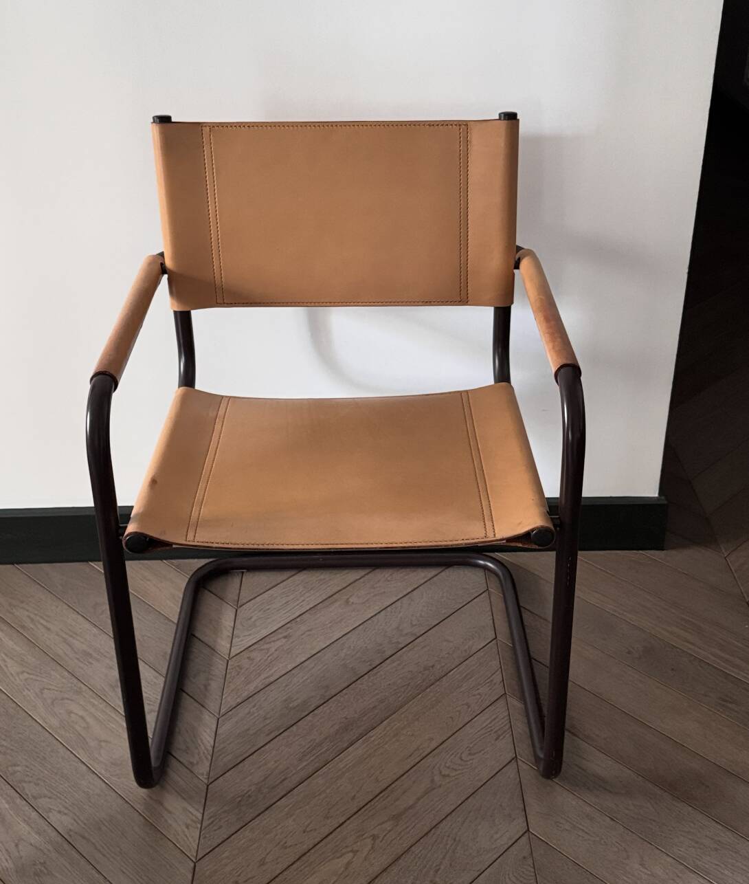 Lot 4 fauteuils Breuer B34