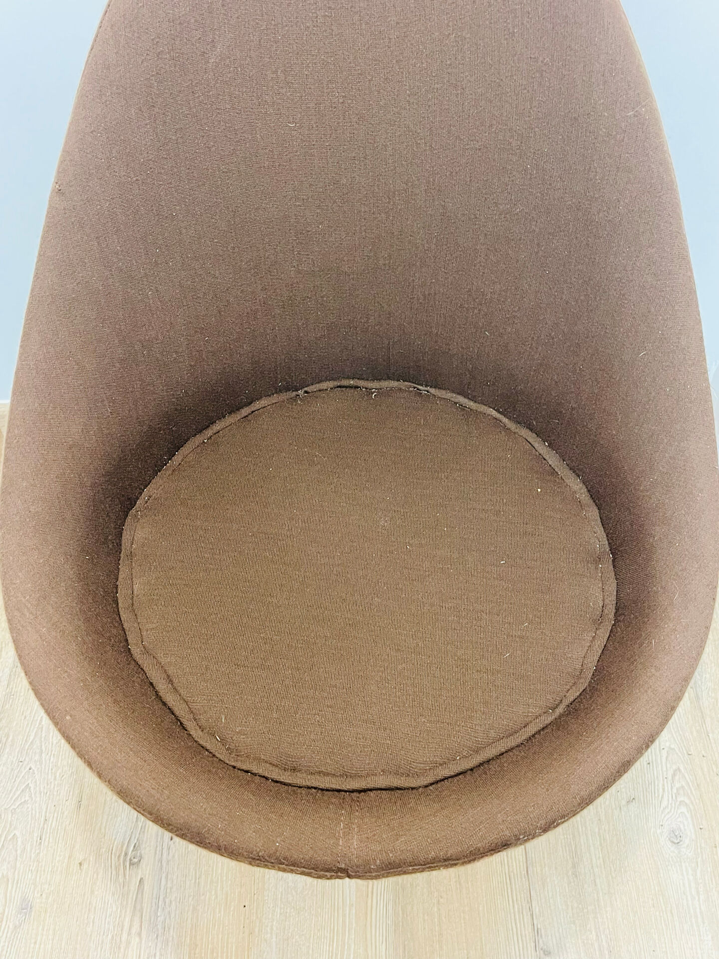 Vintage 1970s Space Age egg chair – Lusch product – mar fabric