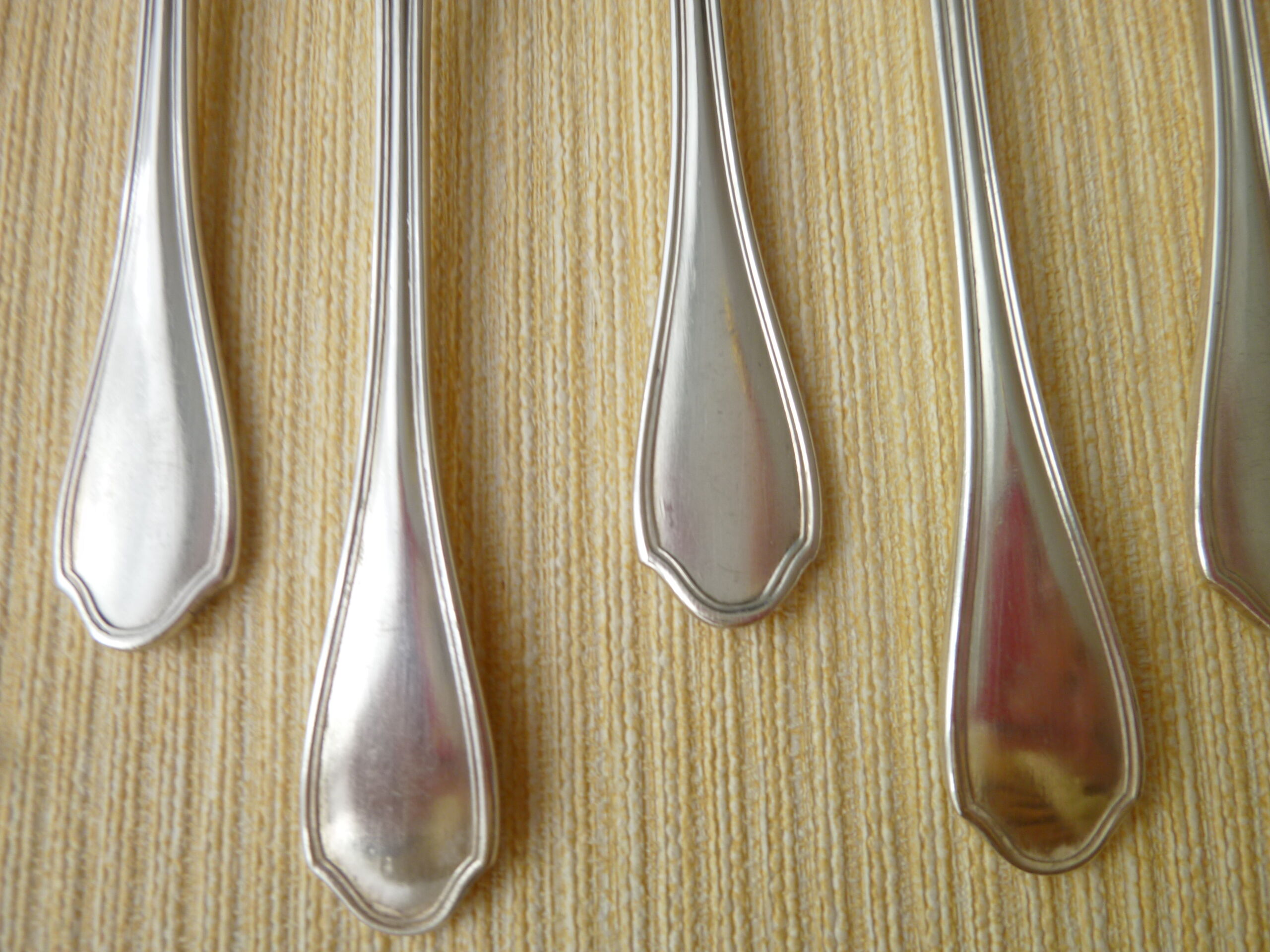 Set of 6 Silver Metal Snail Forks St Medard