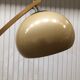 Lampadaire arc doré design des années 70
