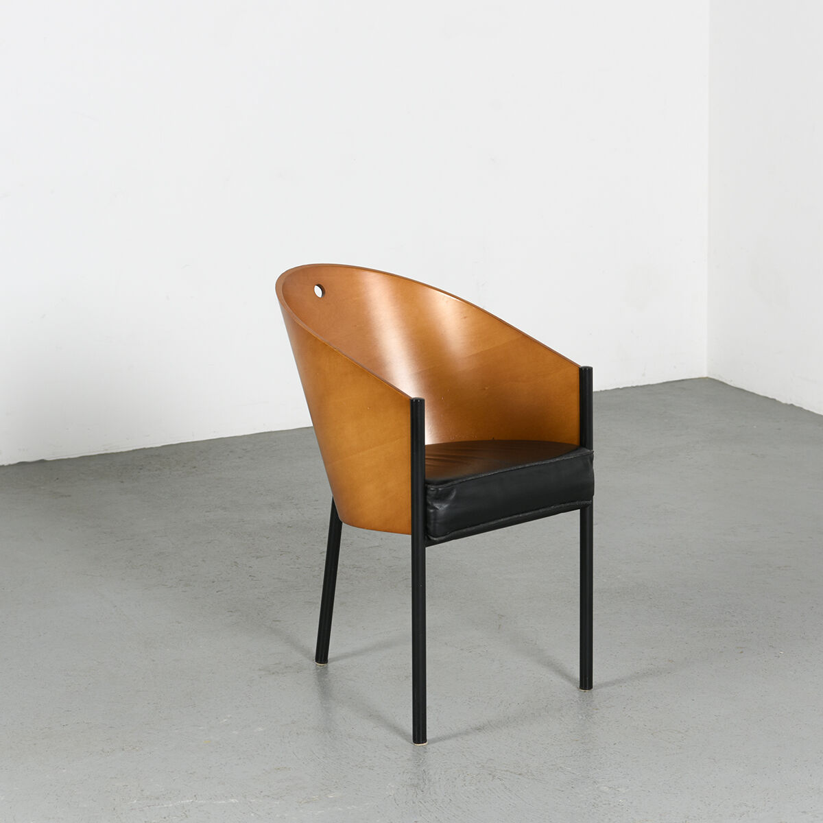 Paire de fauteuils Costes par Philippe Starck