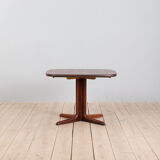 Skovby rosewood extendable table with 2 leaves, Denmark 1970s