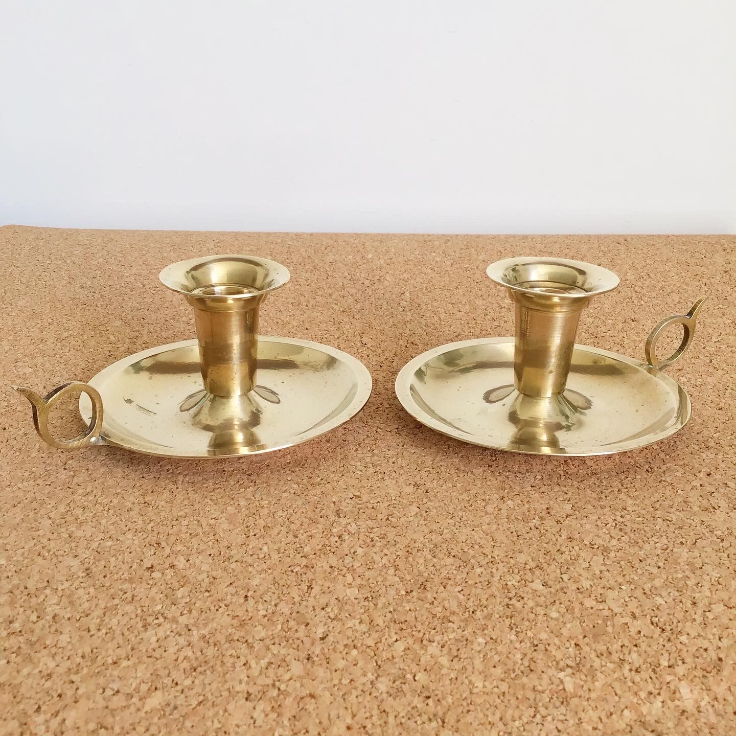 Lot de 2 bougeoirs en laiton vintage