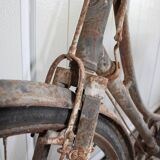 Vintage women's bicycle from the Manufacture de Cycles "Le lion d'or"