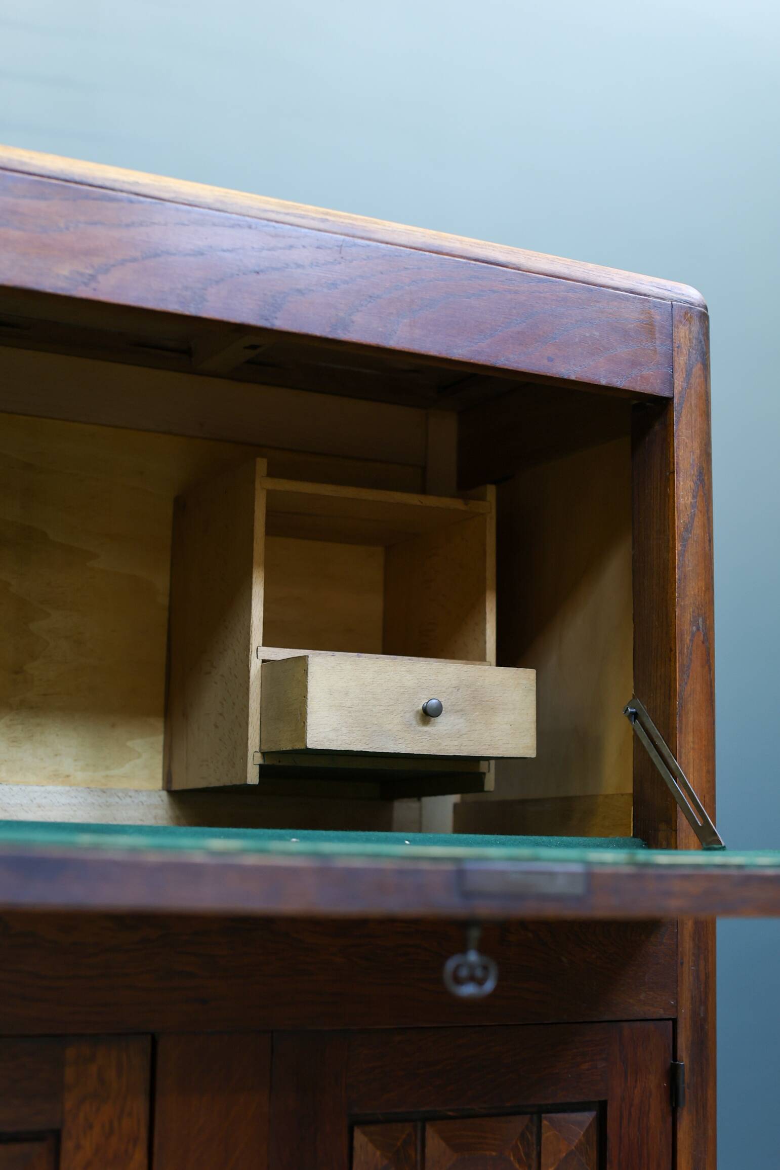 Armoire ART DECO de style CHARLES DUDOUYT années 40