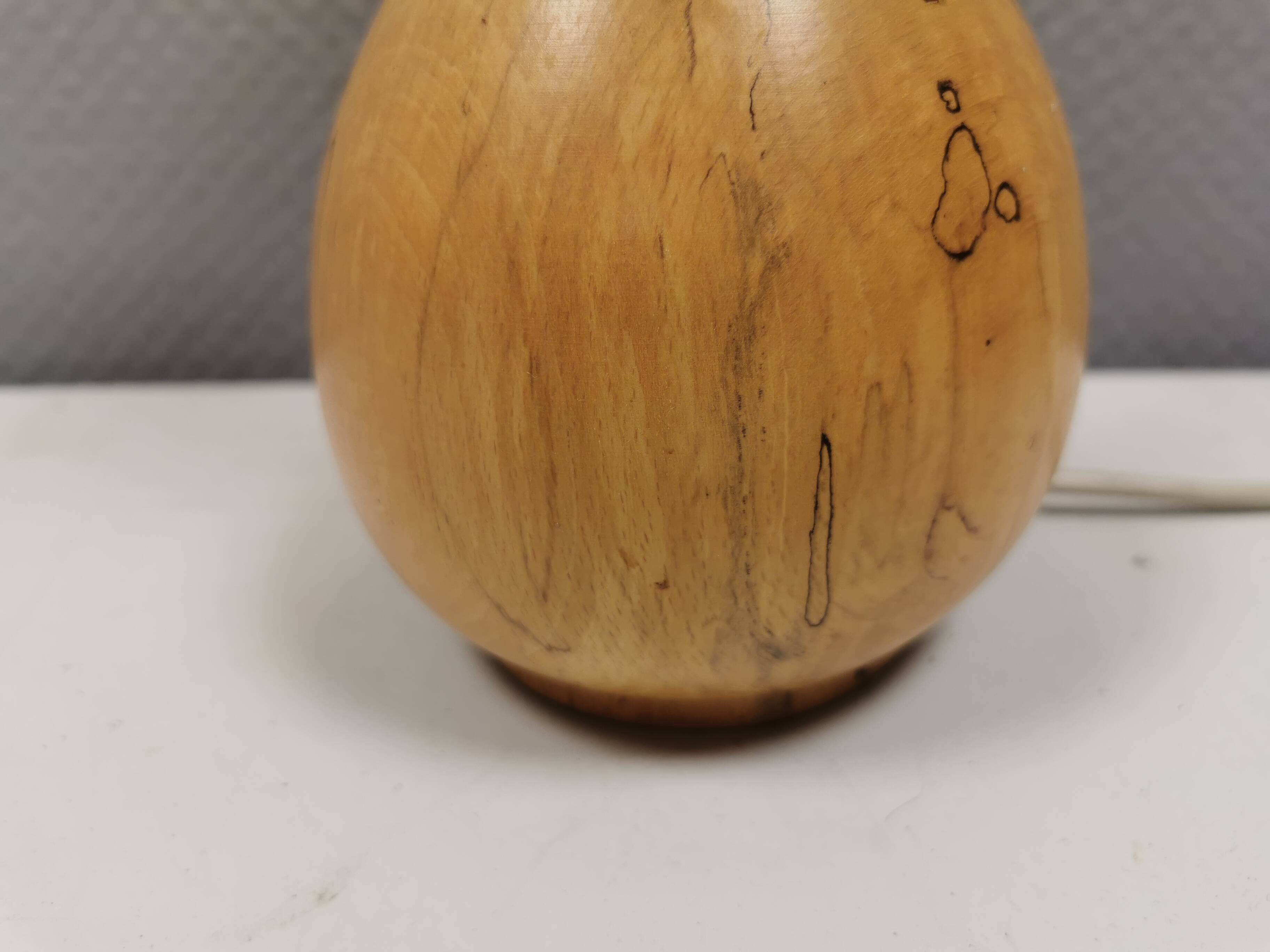 Danish lamp turned in pine wood with the most beautiful markings