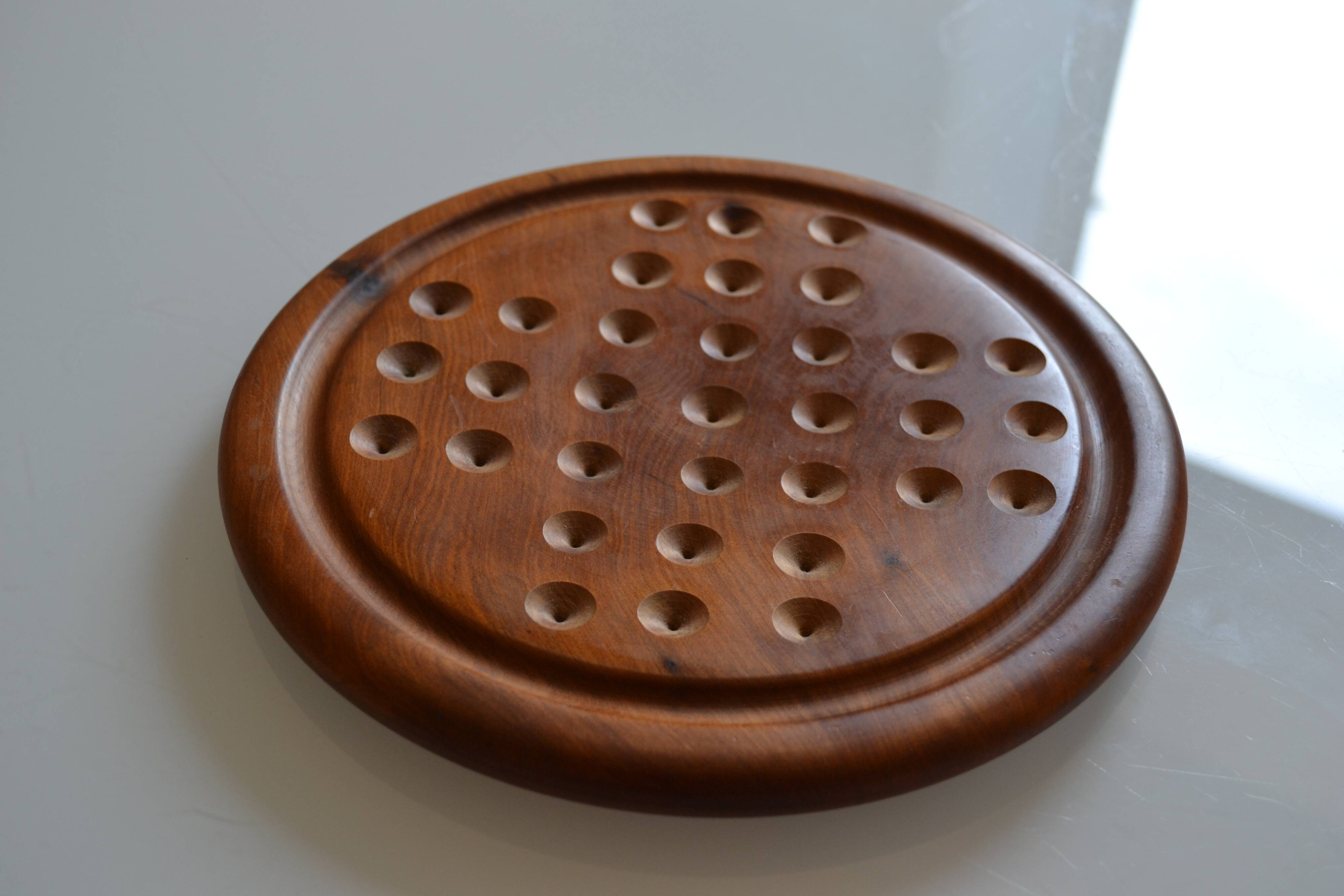 Solitaire game in exotic wood and semi-precious stones