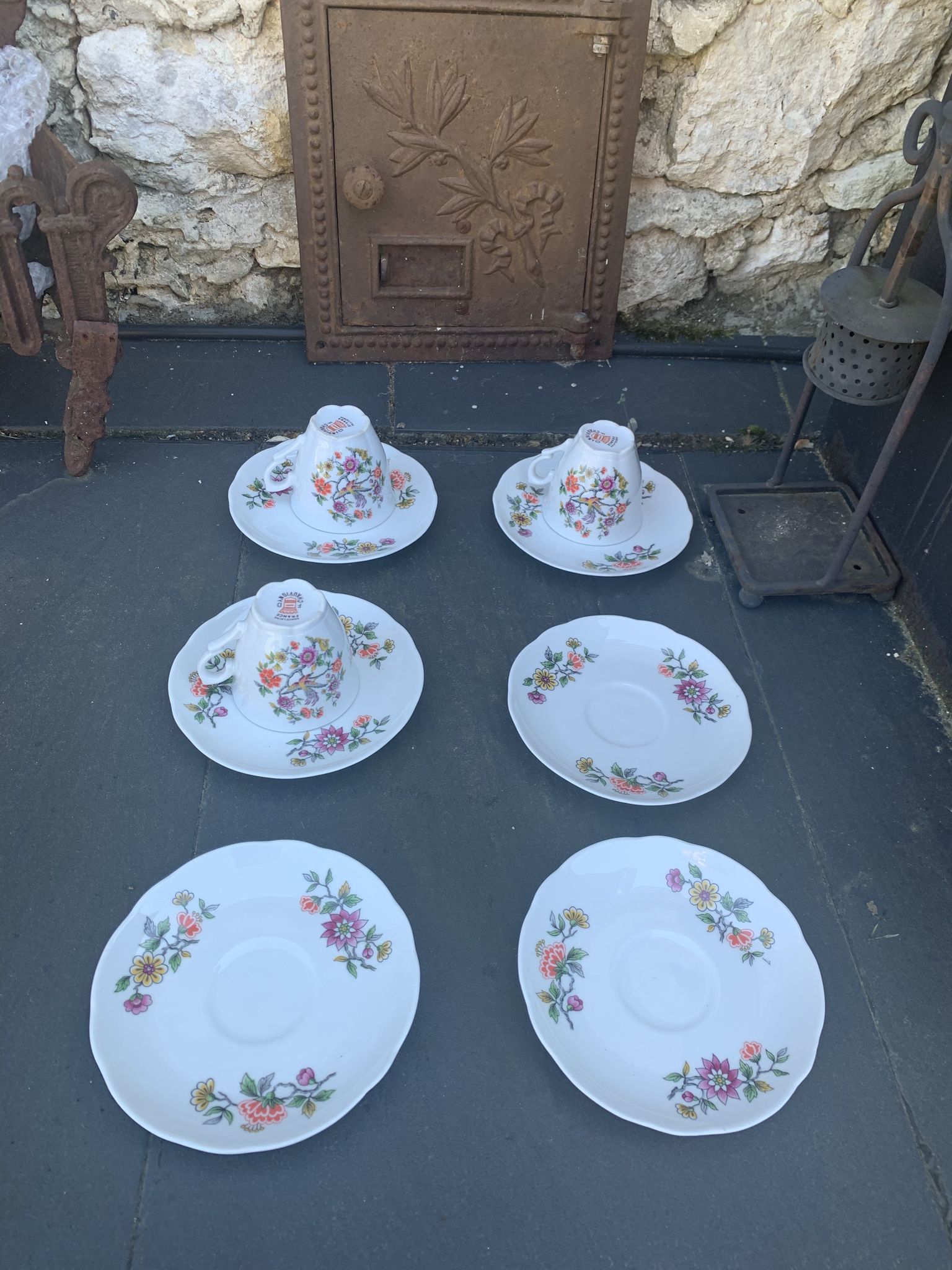 3 cups and 6 porcelain saucers FD Chauvigny bird motif and ancient flowers