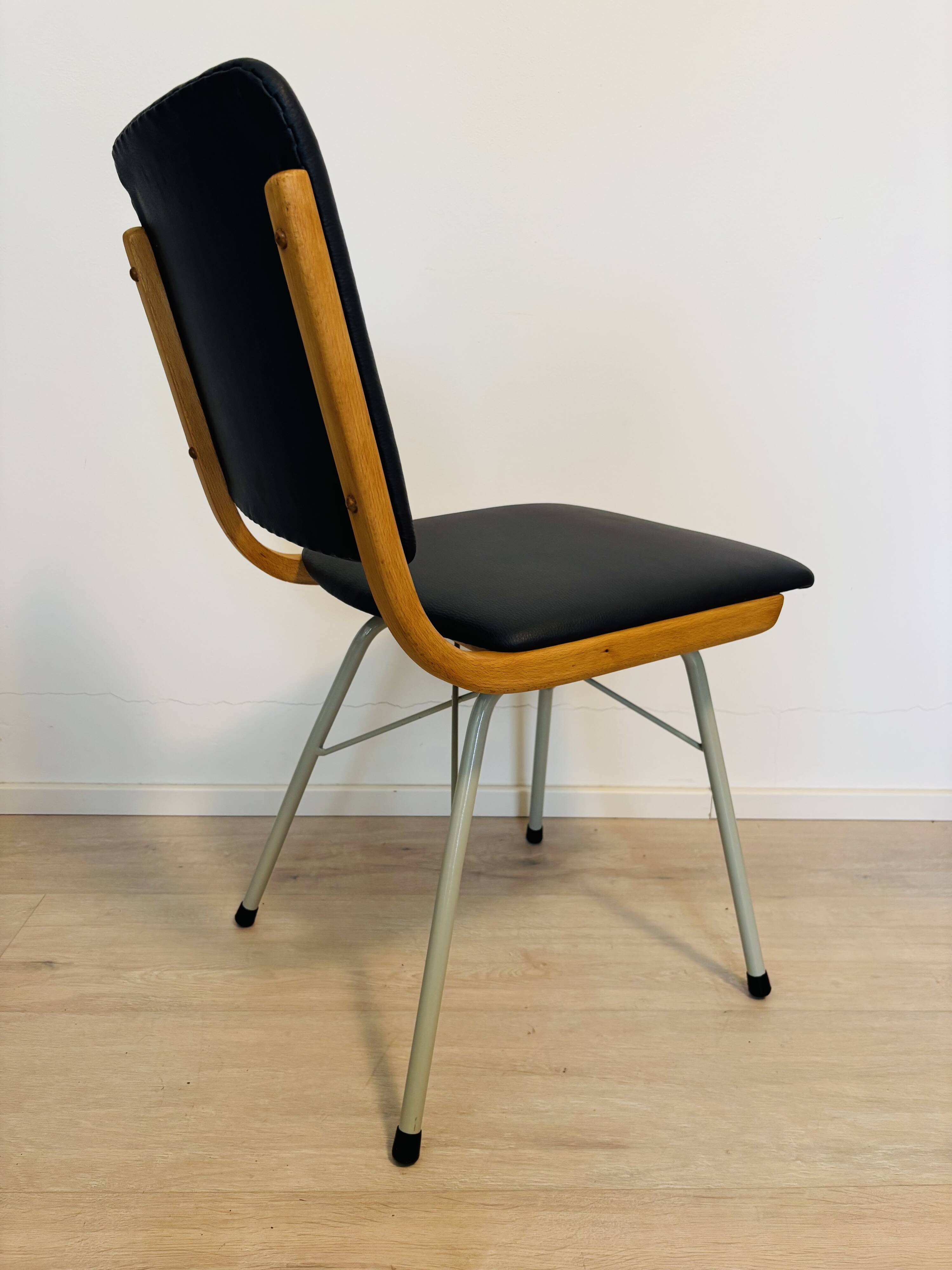 Mid-Century Dining Chair by Miroslav Navrátil for TON, 1970