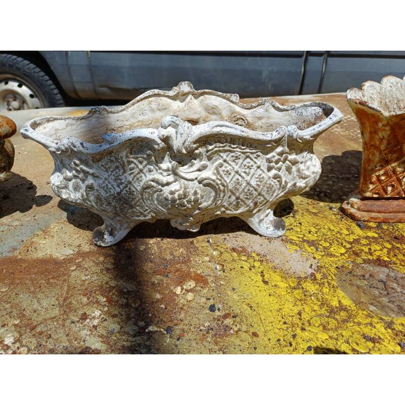4 cast iron planters from 1900 from Charleville-Mézières, rockery style