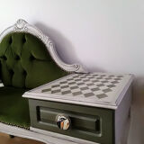 Telephone cabinet