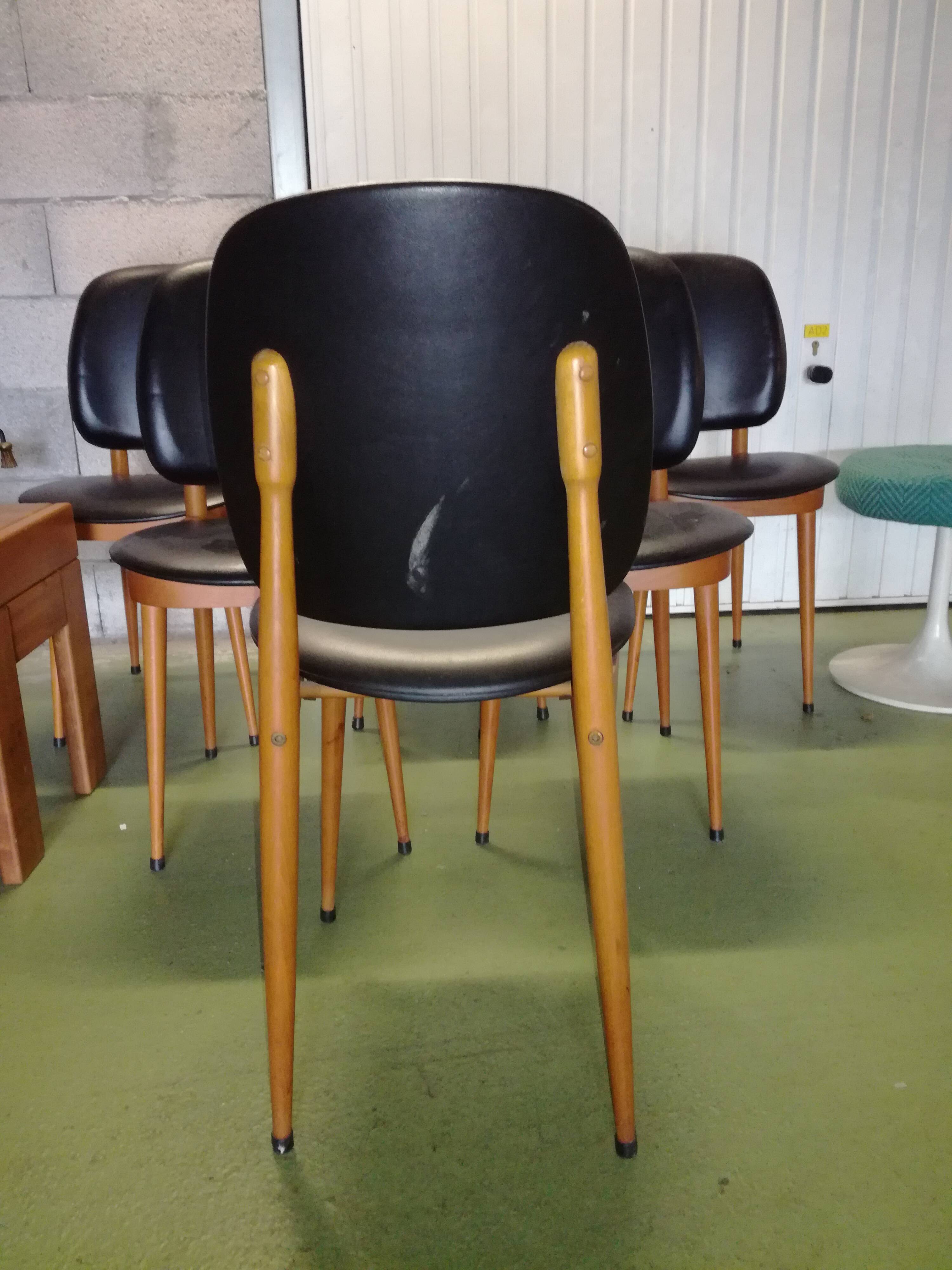 LE CORBUSIER chairs