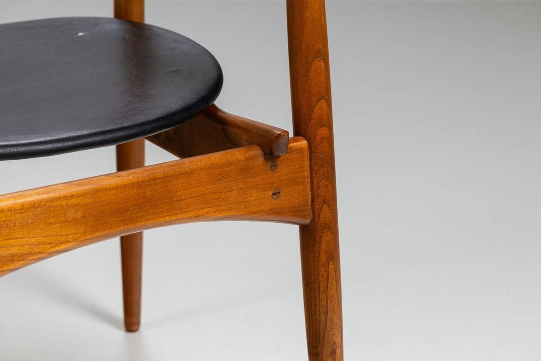 Arne Wahl Iversen “ST-750” armchair Niels Eilersen Denmark 1959