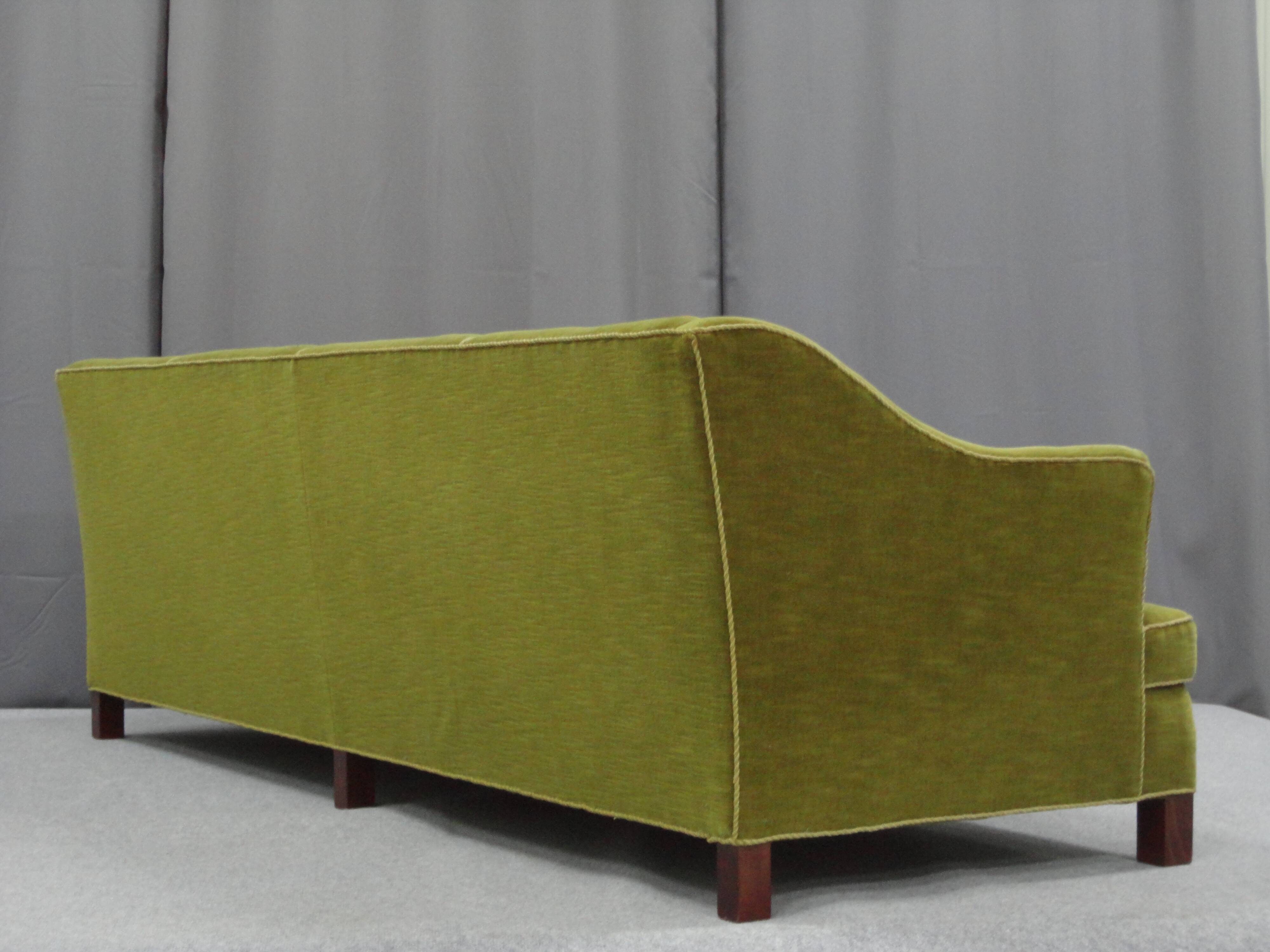 Scandinavian sofa from the 40s