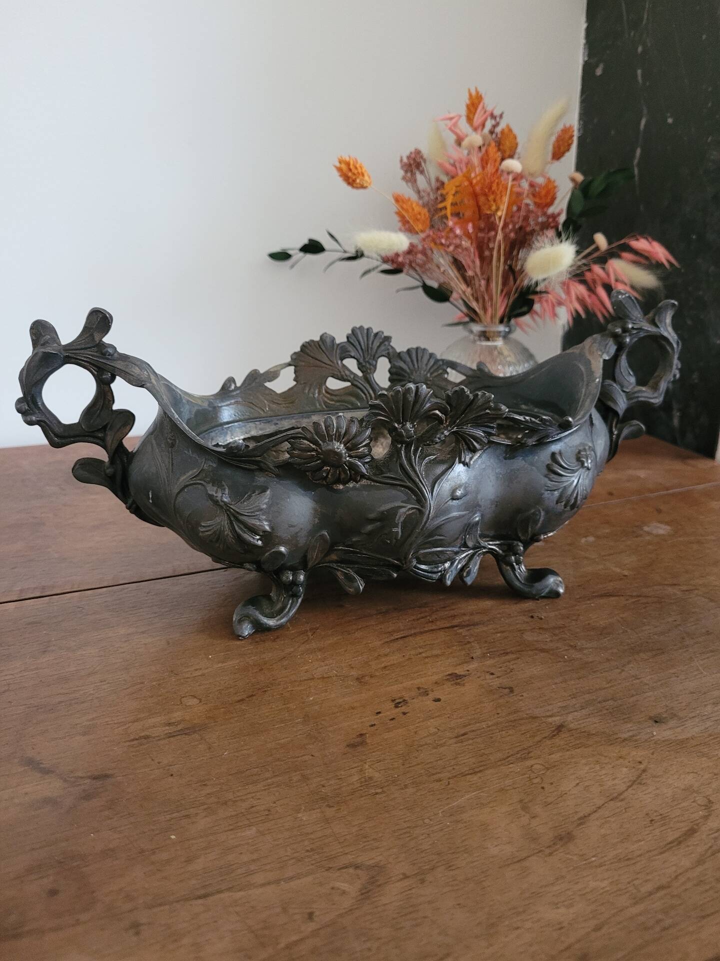 Jardinière, centre de table Rococo en régule