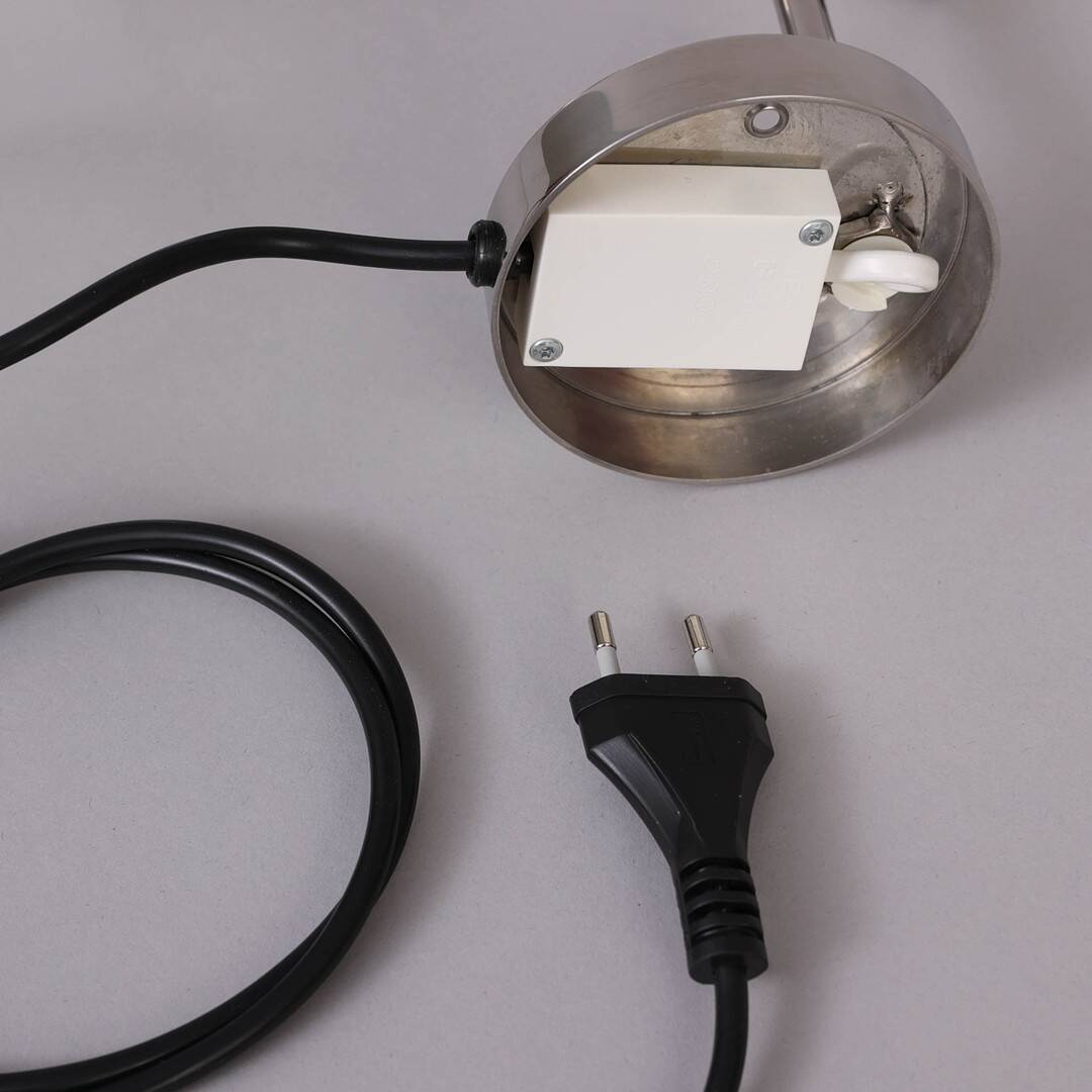 Applique AJ en chrome neuve avec emballage - Arne Jacobsen