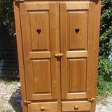 Armoire sapin style montagnard