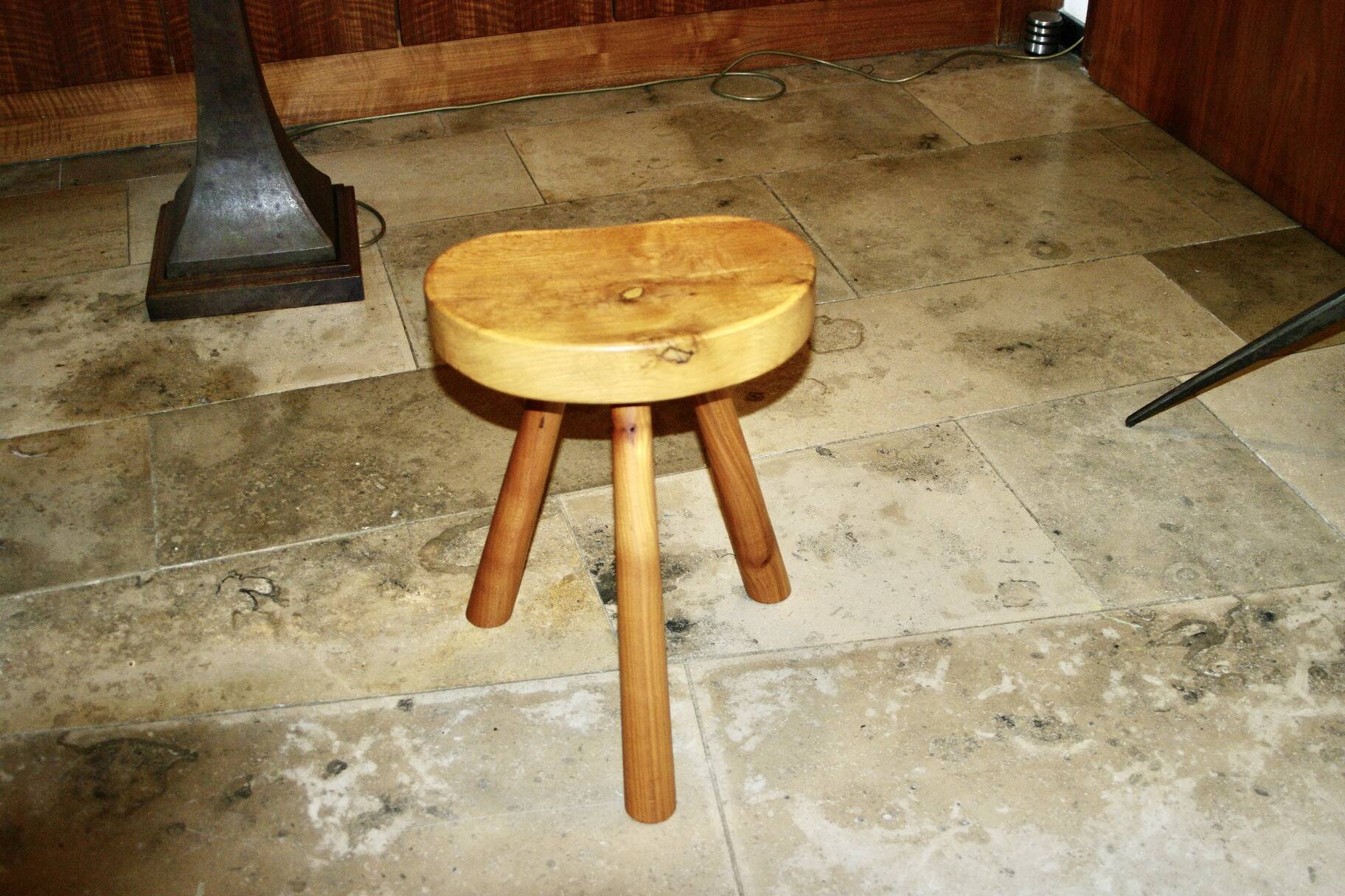 Vintage tripod stool in solid elm denmark 1960s