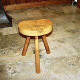 Vintage tripod stool in solid elm denmark 1960s