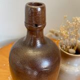 Bouteille en grès vintage
