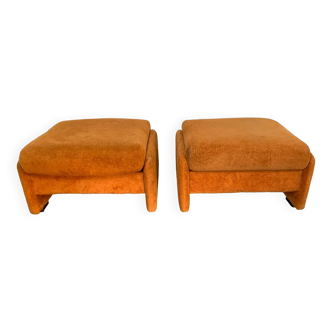 Paire de poufs années 1970