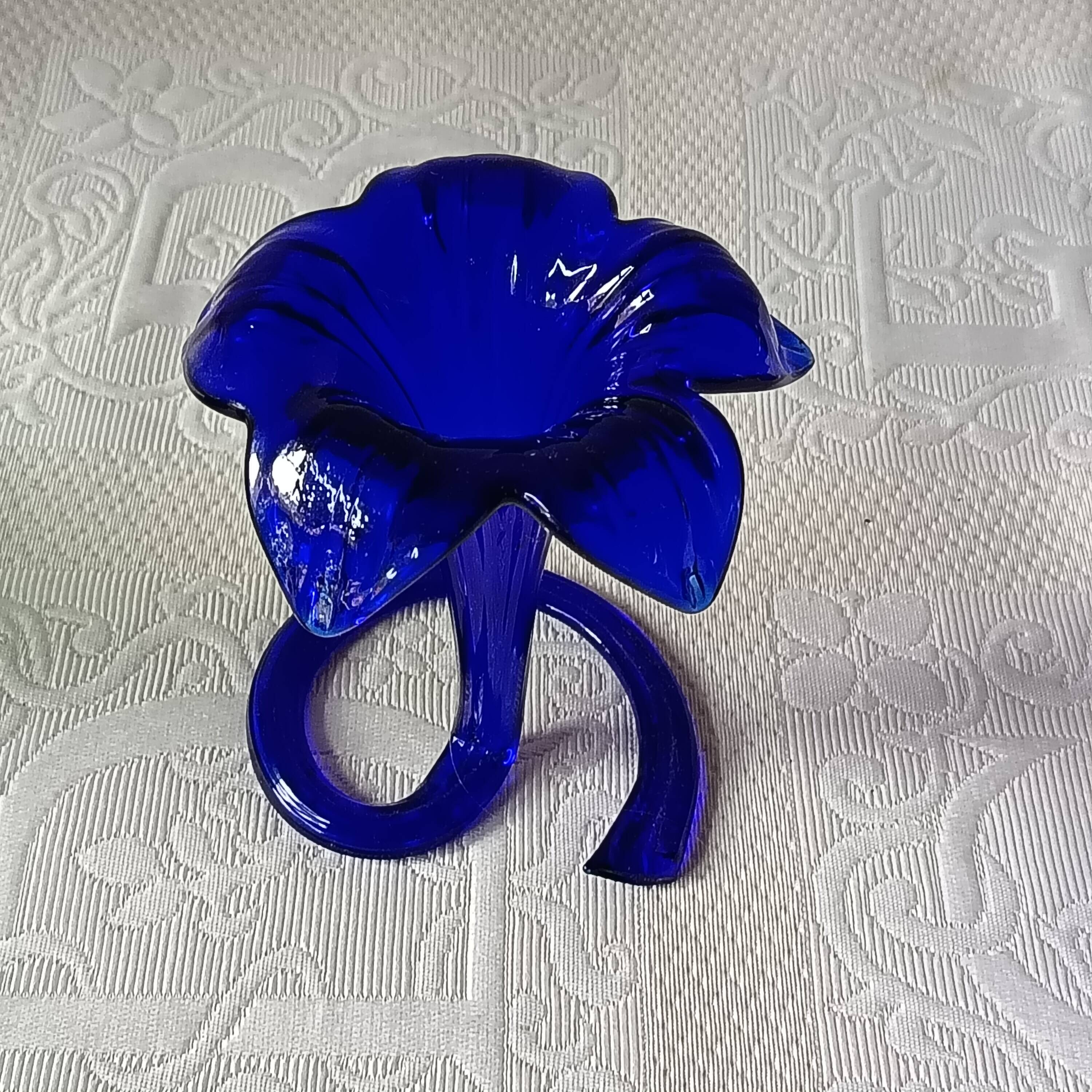 Pretty little trumpet vase, in blown cobalt blue glass