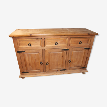 3-door sideboard in aged tinted pine