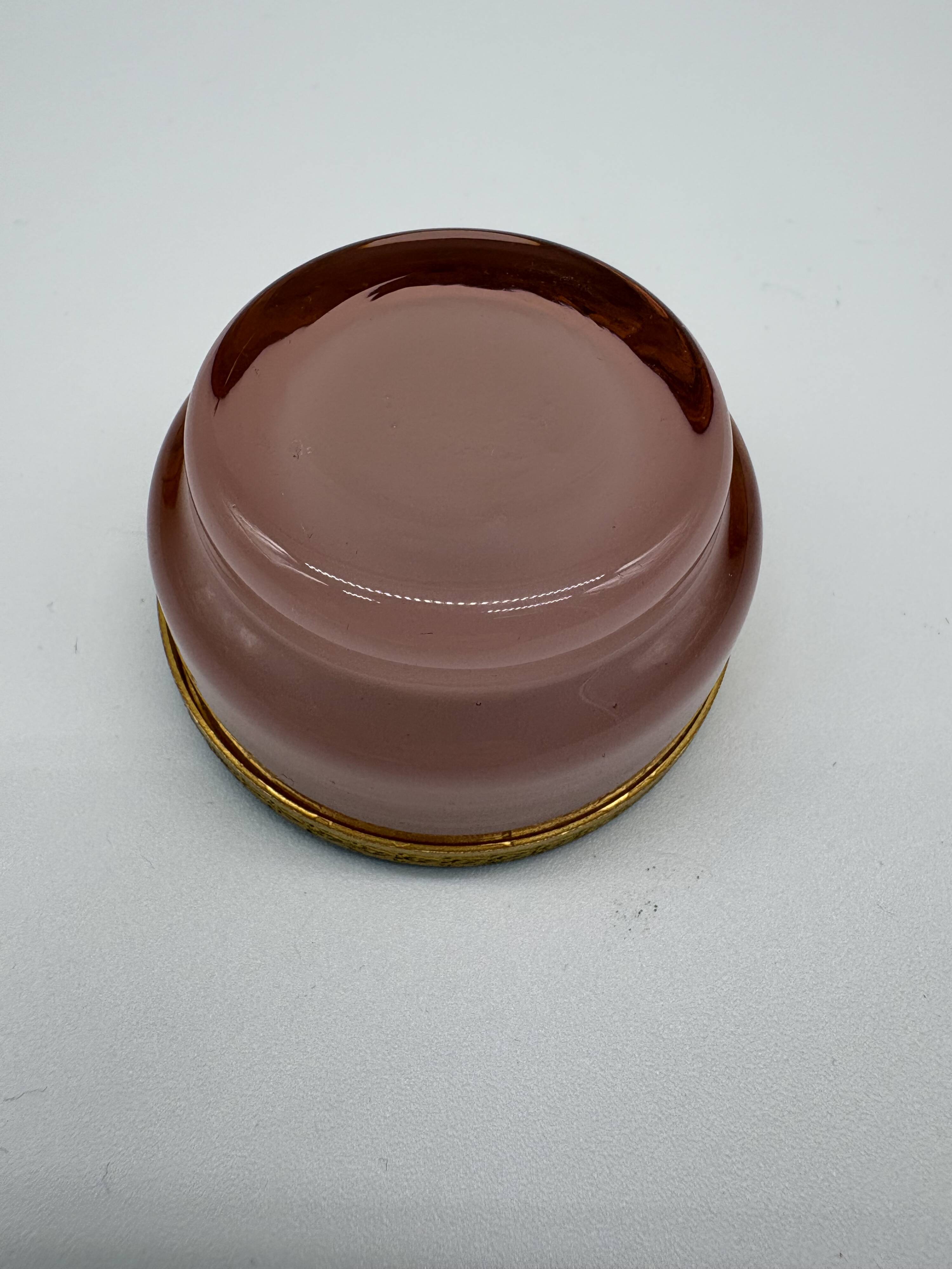 Luxurious Vintage Ashtray in Satin Pink Glass and Golden Frame | Catchall