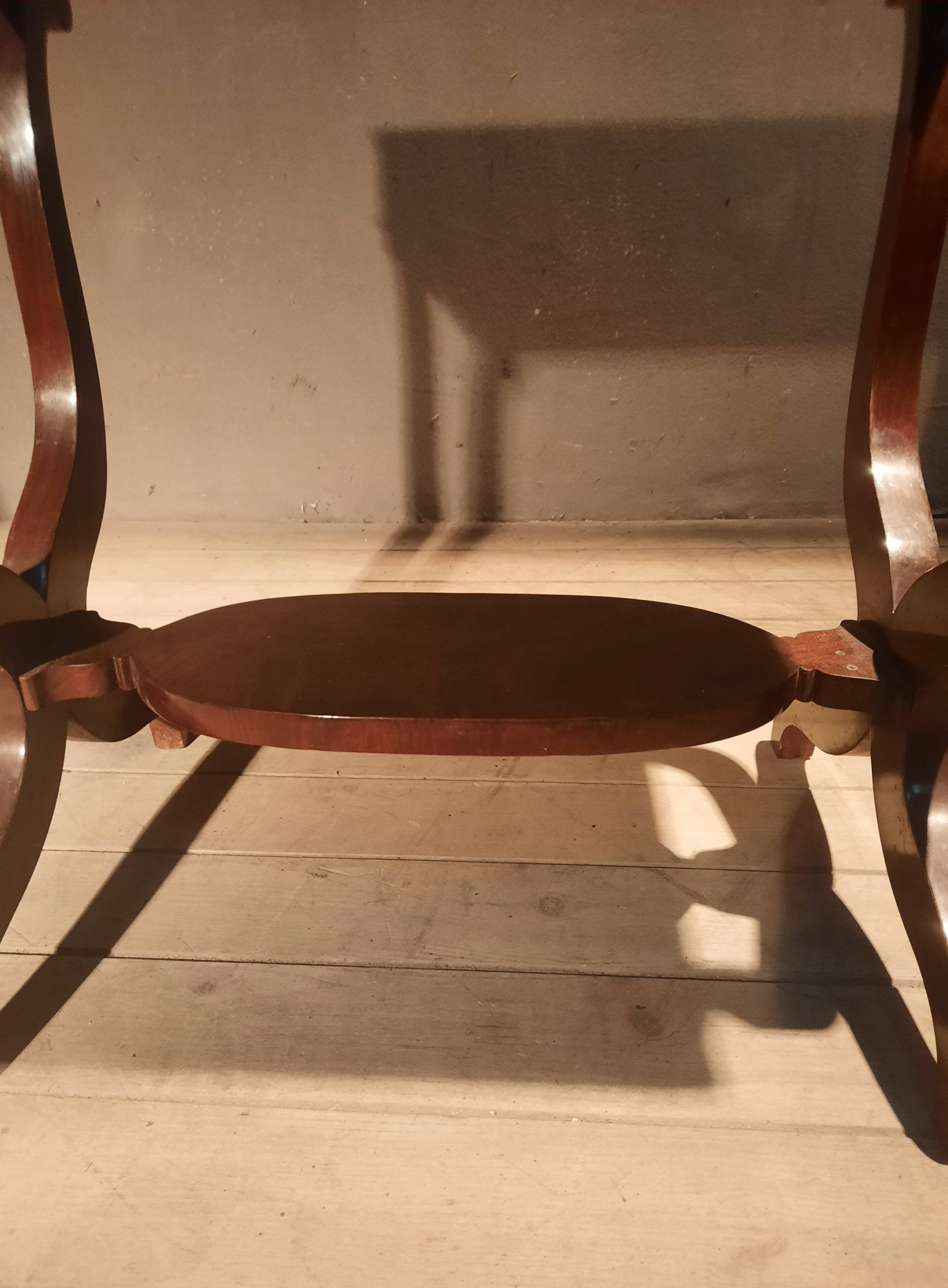 Table d appoin à cuvette t en acajou
